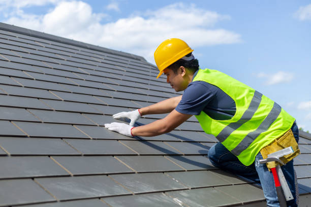 Best Best Roofing Contractors  in University Heights, IA